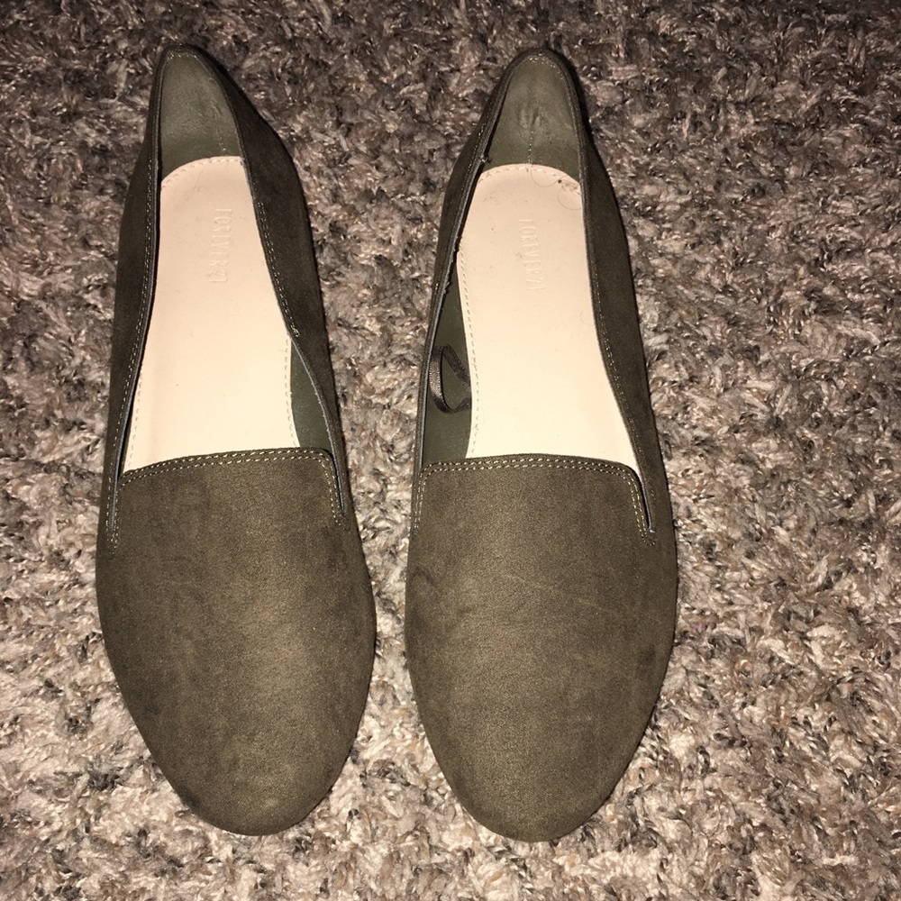 Forever 21 Green Suede Dress Shoes